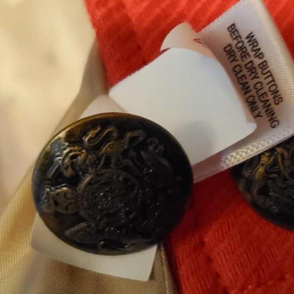 Coat - Picture 4 of 6